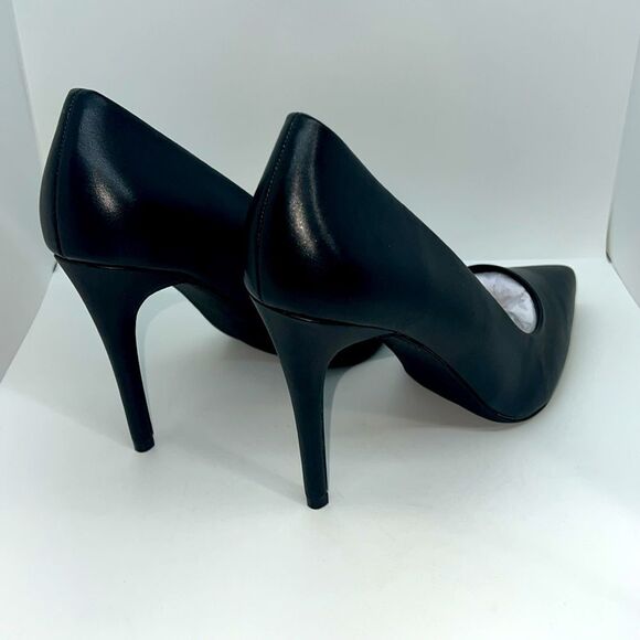Sexy Size 12 Black Classic High Heeled Pumps By JustFab. - Picture 10 of 11